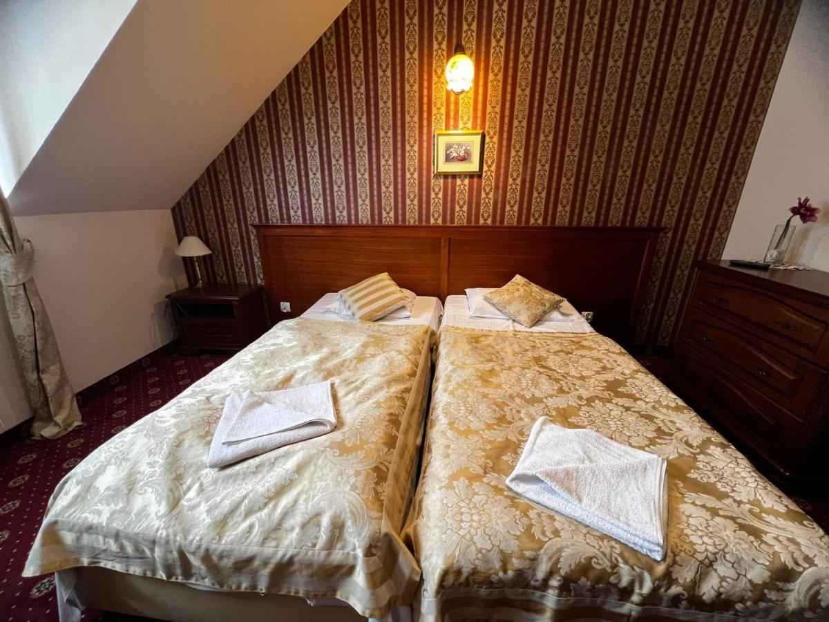 Hotelik Oranski Stronie Slaskie Exterior photo