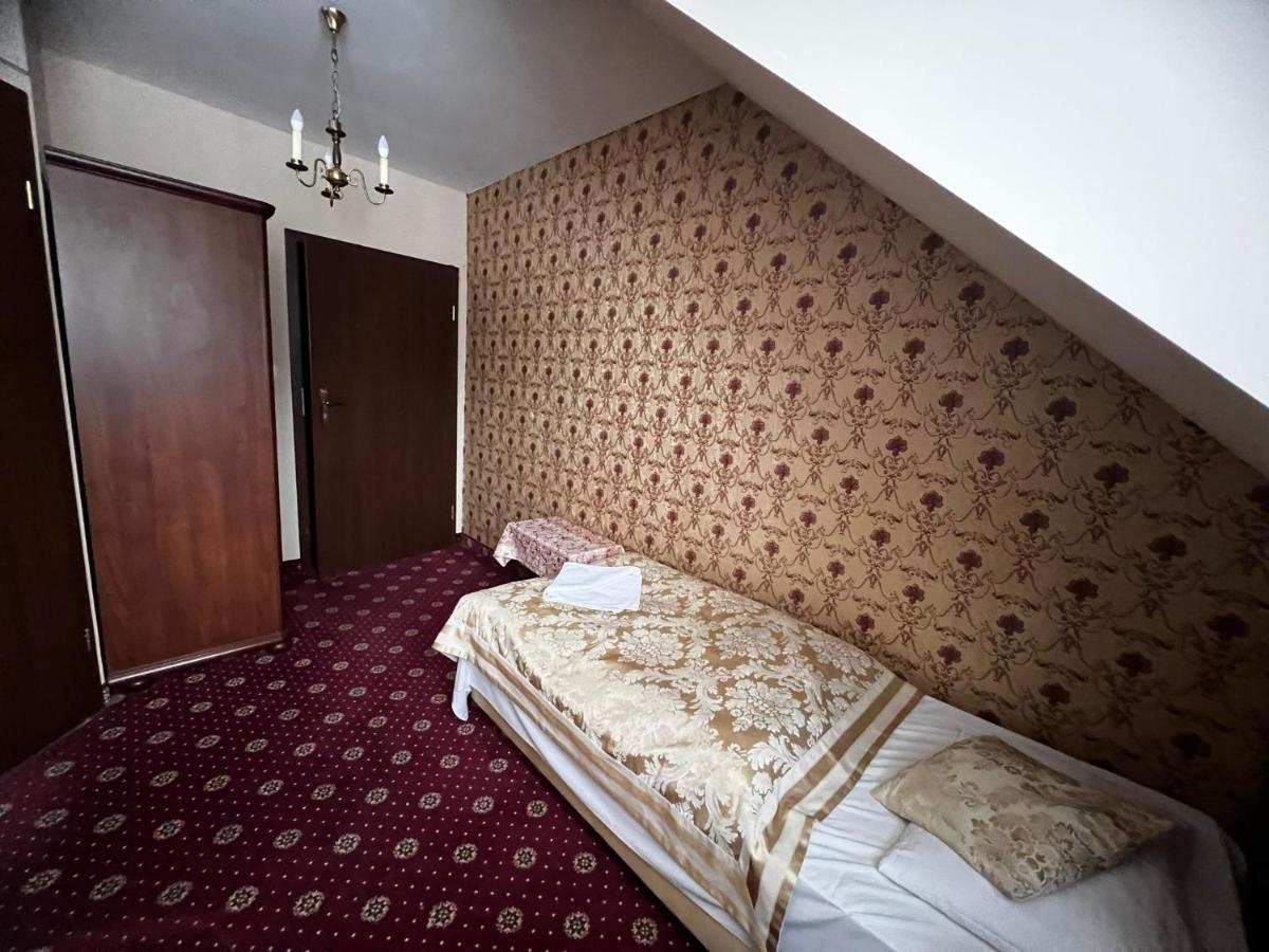 Hotelik Oranski Stronie Slaskie Exterior photo